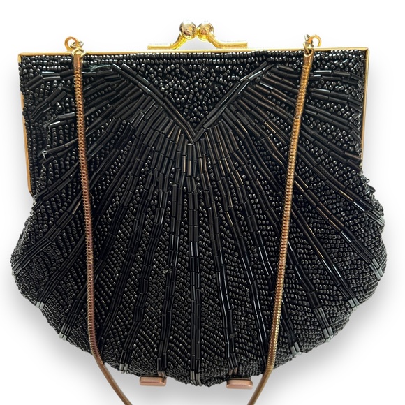 Hasting & Smith Black Beaded Sequins Clamshell Evening Purse Gold Accents - Picture 3 of 8